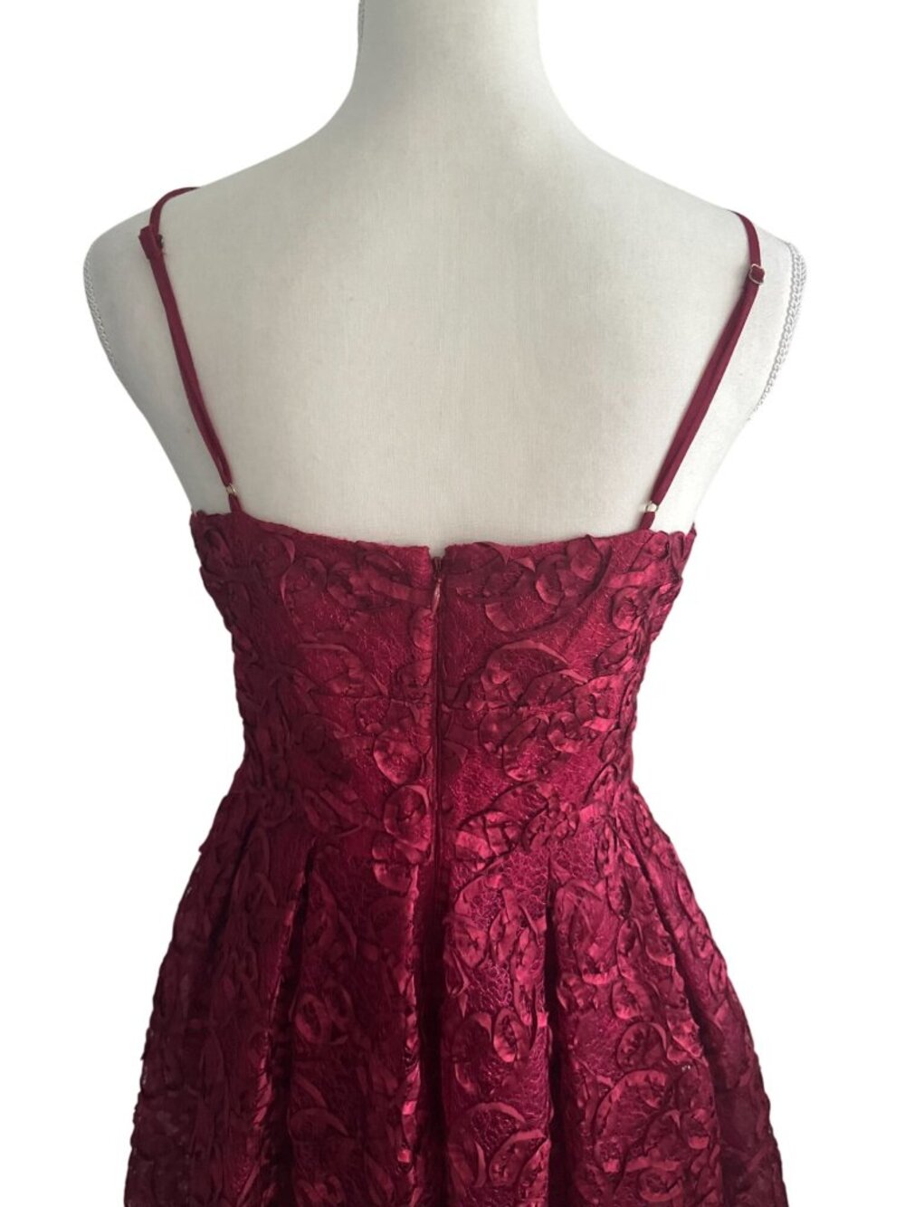 NICOLE MILLER Scarlet Rosette Detail Line Dress Size 8 - Picture 8 of 9